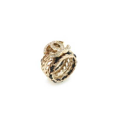 CHANEL METAL LAMBSKIN CLASSIC CC LOGO RING 